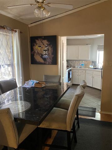 1433 Spring Willow Drive, Arlington, TX 76018