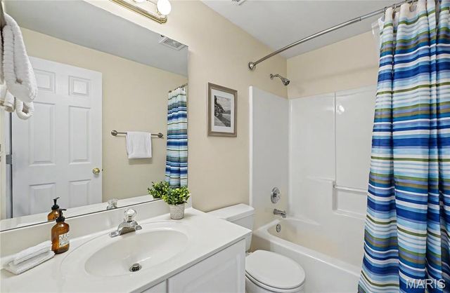 111 Cooperwyck Road, Wentzville, MO 63385