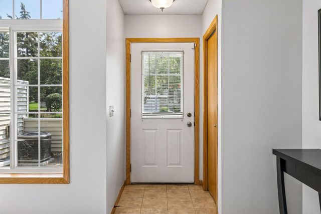 15321 Greenhaven Lane 107, Burnsville, MN 55306
