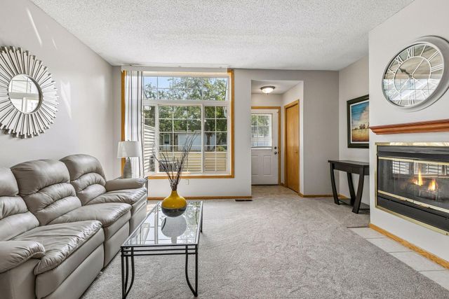 15321 Greenhaven Lane 107, Burnsville, MN 55306