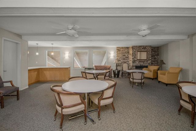 4575 W 80th Street Circle 116, Bloomington, MN 55437