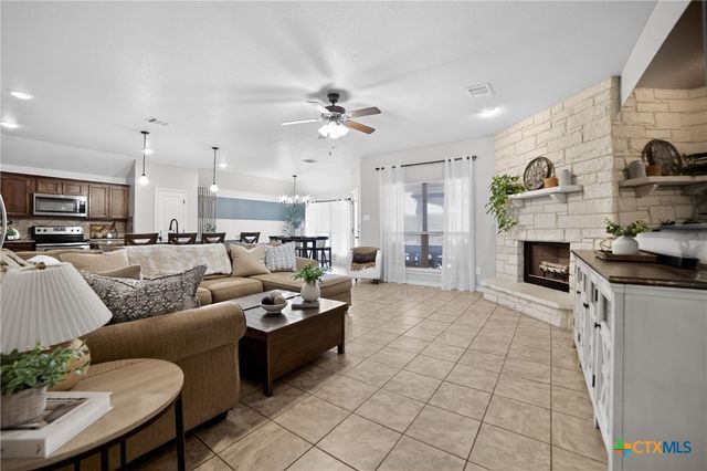 1006 Declaration Drive, Copperas Cove, TX 76522