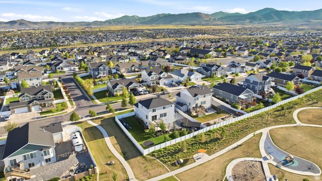6508 W BRIDGE MAPLE LN, West Jordan, UT 84081