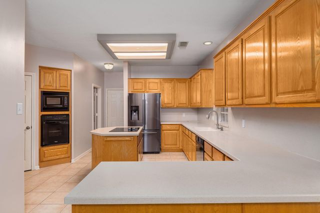 3823 Wildwood Valley Court, Kingwood, TX 77345