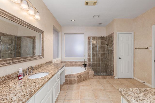 3823 Wildwood Valley Court, Kingwood, TX 77345