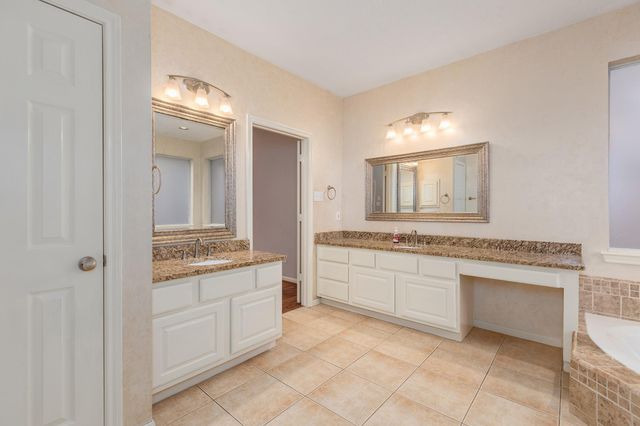 3823 Wildwood Valley Court, Kingwood, TX 77345