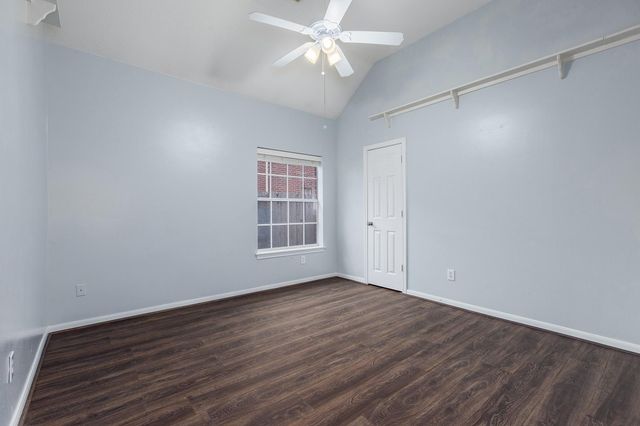 3823 Wildwood Valley Court, Kingwood, TX 77345