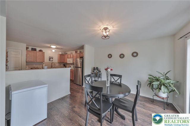 2575 Gillian Lane, Easton, PA 18040