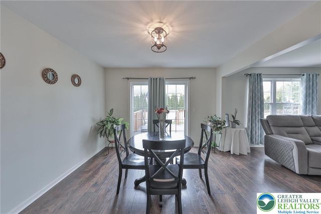 2575 Gillian Lane, Easton, PA 18040