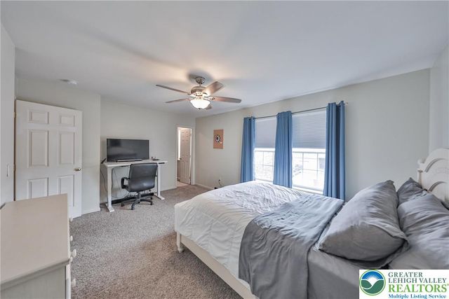 2575 Gillian Lane, Easton, PA 18040