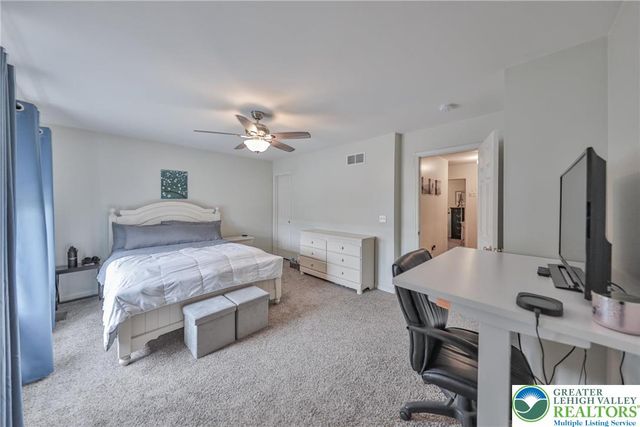 2575 Gillian Lane, Easton, PA 18040