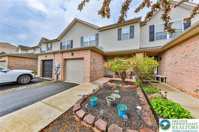 2575 Gillian Lane, Easton, PA 18040