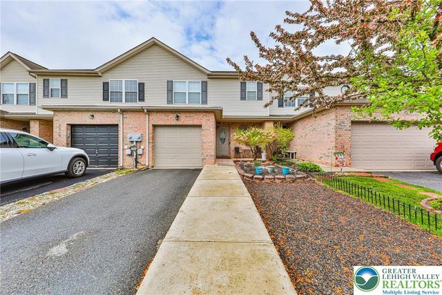 2575 Gillian Lane, Easton, PA 18040
