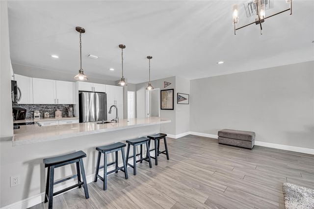 808 NE 15th Ave, Fort Lauderdale, FL 33304