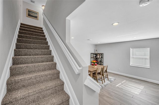 808 NE 15th Ave, Fort Lauderdale, FL 33304