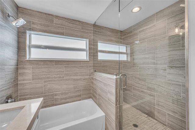 808 NE 15th Ave, Fort Lauderdale, FL 33304