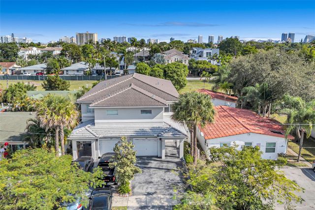 808 NE 15th Ave, Fort Lauderdale, FL 33304