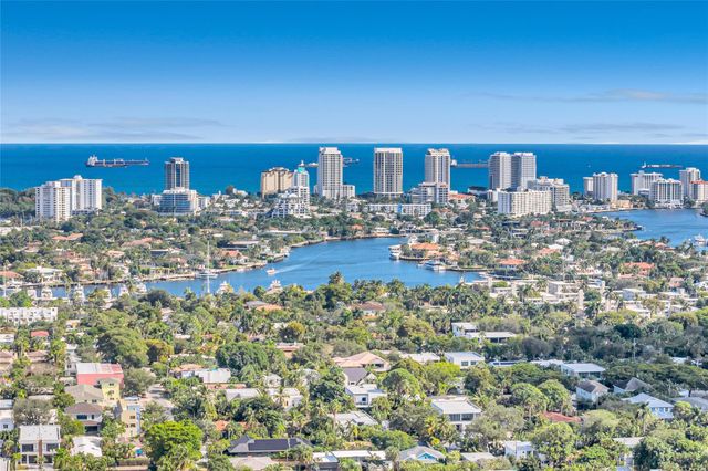 808 NE 15th Ave, Fort Lauderdale, FL 33304