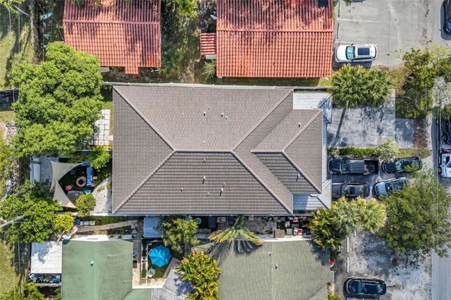 808 NE 15th Ave, Fort Lauderdale, FL 33304