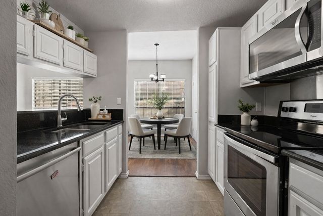 5619 Preston Oaks Road 303, Dallas, TX 75254