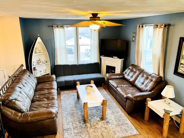 60 Madison Avenue, Portsmouth, RI 02872