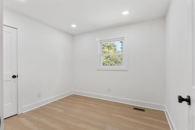 138 Barbara Ave, Gallatin, TN 37066