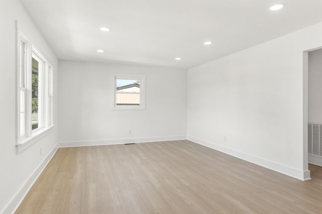 138 Barbara Ave, Gallatin, TN 37066