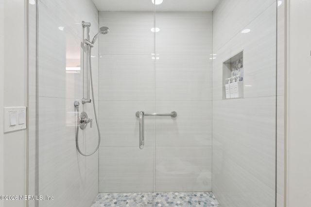 11 19TH Avenue N, Jacksonville Beach, FL 32250