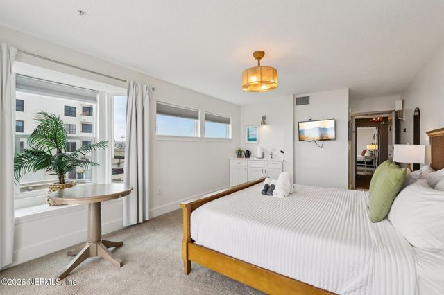 11 19TH Avenue N, Jacksonville Beach, FL 32250