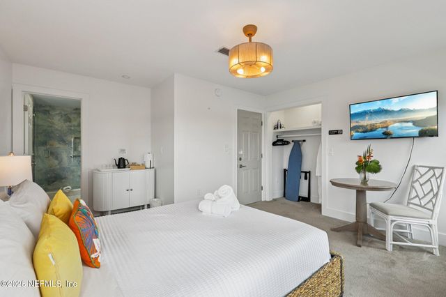 11 19TH Avenue N, Jacksonville Beach, FL 32250