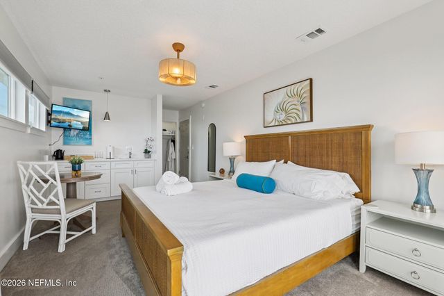 11 19TH Avenue N, Jacksonville Beach, FL 32250