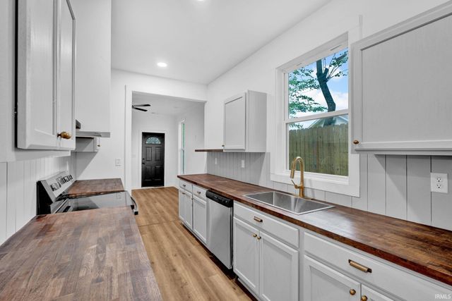 410 S Denby Avenue, Evansville, IN 47713