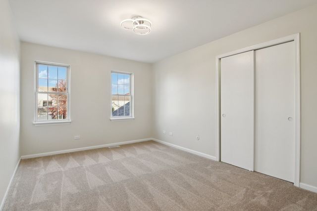 1867 Lake Shore Drive, Romeoville, IL 60446