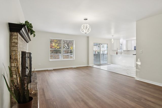 1867 Lake Shore Drive, Romeoville, IL 60446