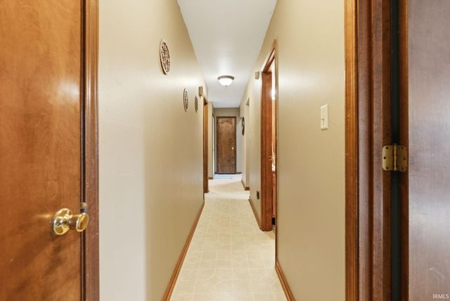 3824 Finchley Court, Fort Wayne, IN 46815