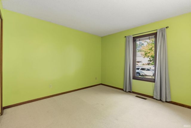 3824 Finchley Court, Fort Wayne, IN 46815
