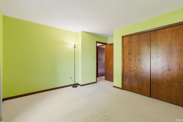 3824 Finchley Court, Fort Wayne, IN 46815