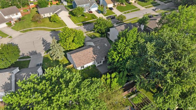 3824 Finchley Court, Fort Wayne, IN 46815