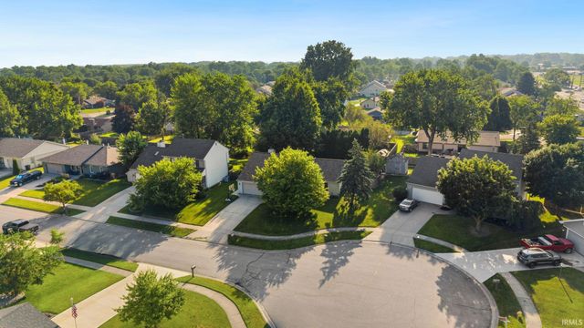 3824 Finchley Court, Fort Wayne, IN 46815