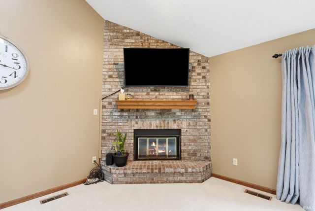 3824 Finchley Court, Fort Wayne, IN 46815