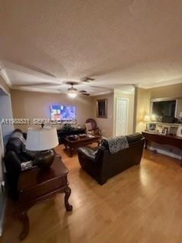 16236 SW 100th Terrace, Miami, FL 33196
