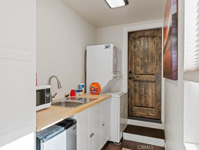 8160 Los Osos, Atascadero, CA 93422