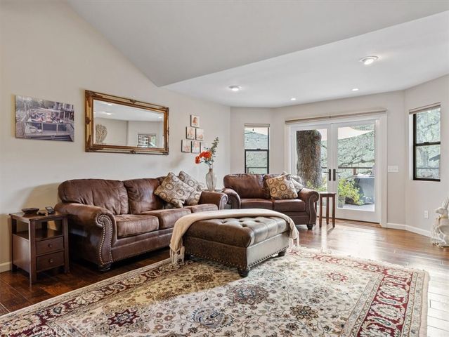 8160 Los Osos, Atascadero, CA 93422