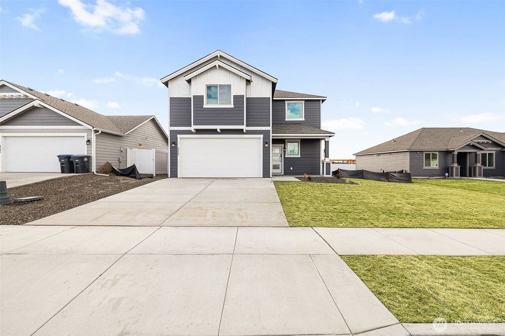 4235 W Sandy Court, Moses Lake, WA 98837