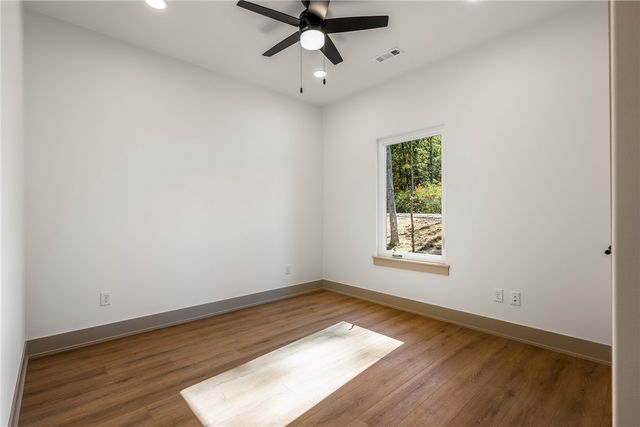 19 Crawley Lane, Bella Vista, AR 72714