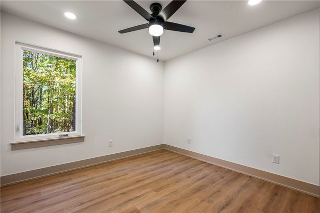 19 Crawley Lane, Bella Vista, AR 72714