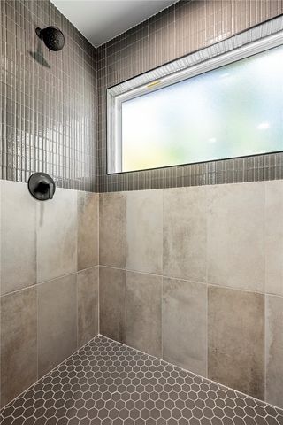 19 Crawley Lane, Bella Vista, AR 72714