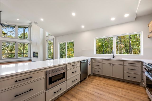 19 Crawley Lane, Bella Vista, AR 72714