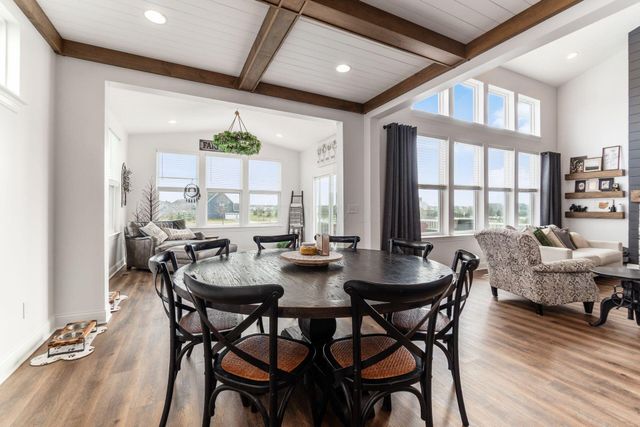 325 Silver Fox Way, Delaware, OH 43015