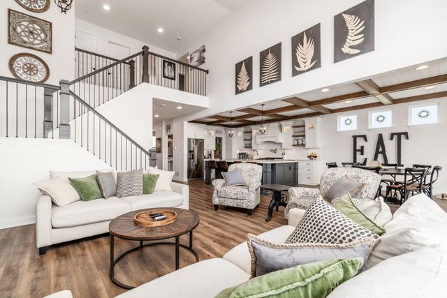 325 Silver Fox Way, Delaware, OH 43015